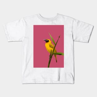 Watcher in the grass Kids T-Shirt